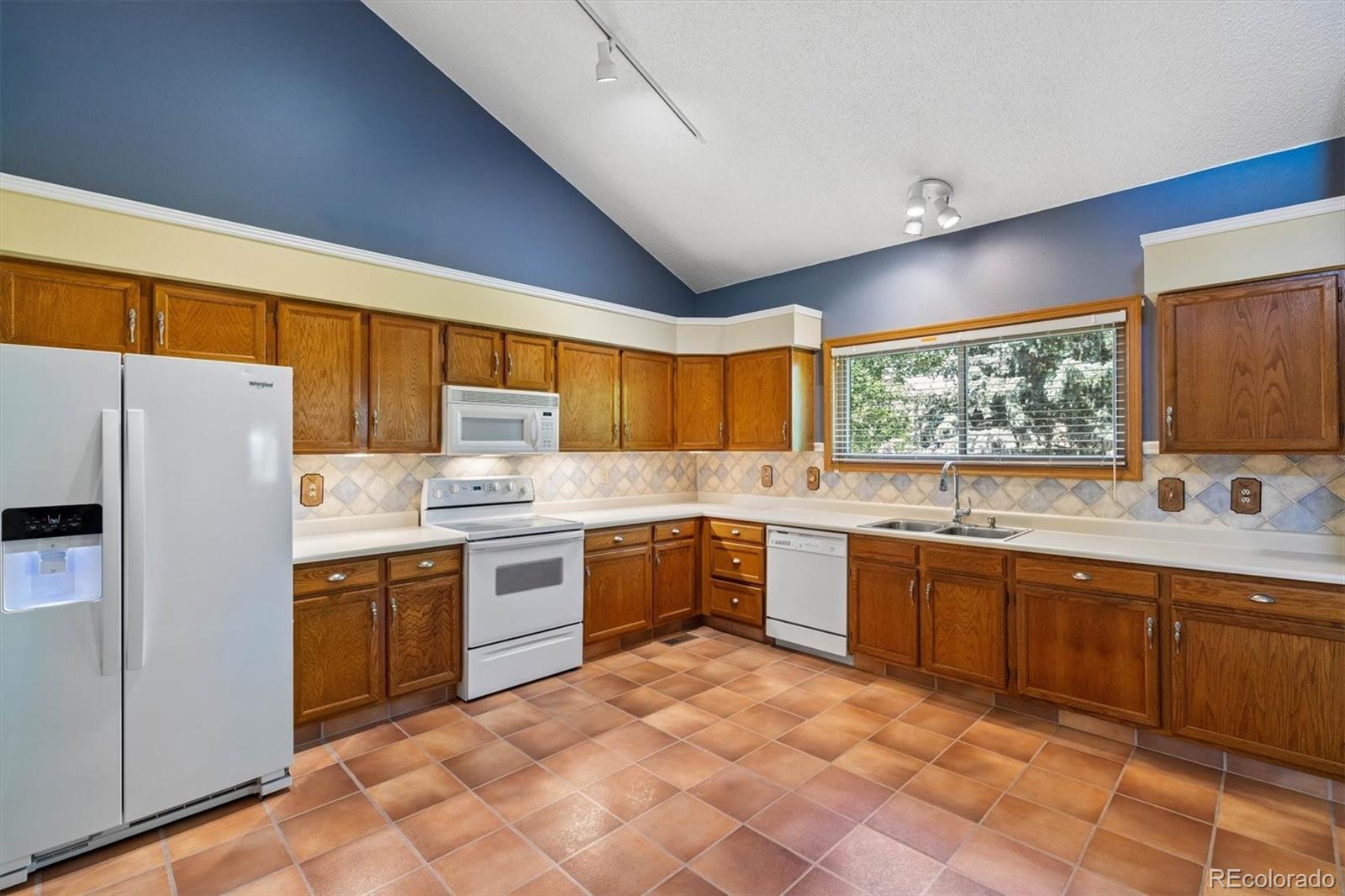 MLS Image #10 for 9379  yale lane,littleton, Colorado