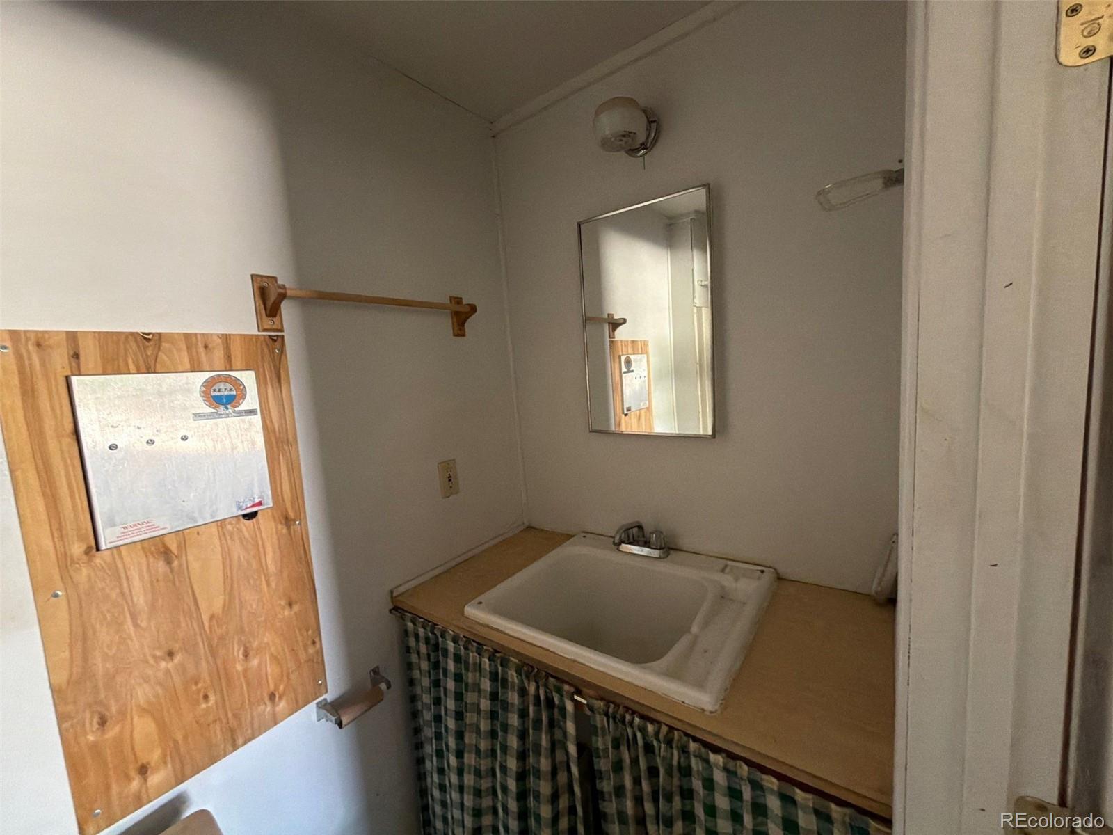 MLS Image #17 for 1035  spanish peaks drive,walsenburg, Colorado