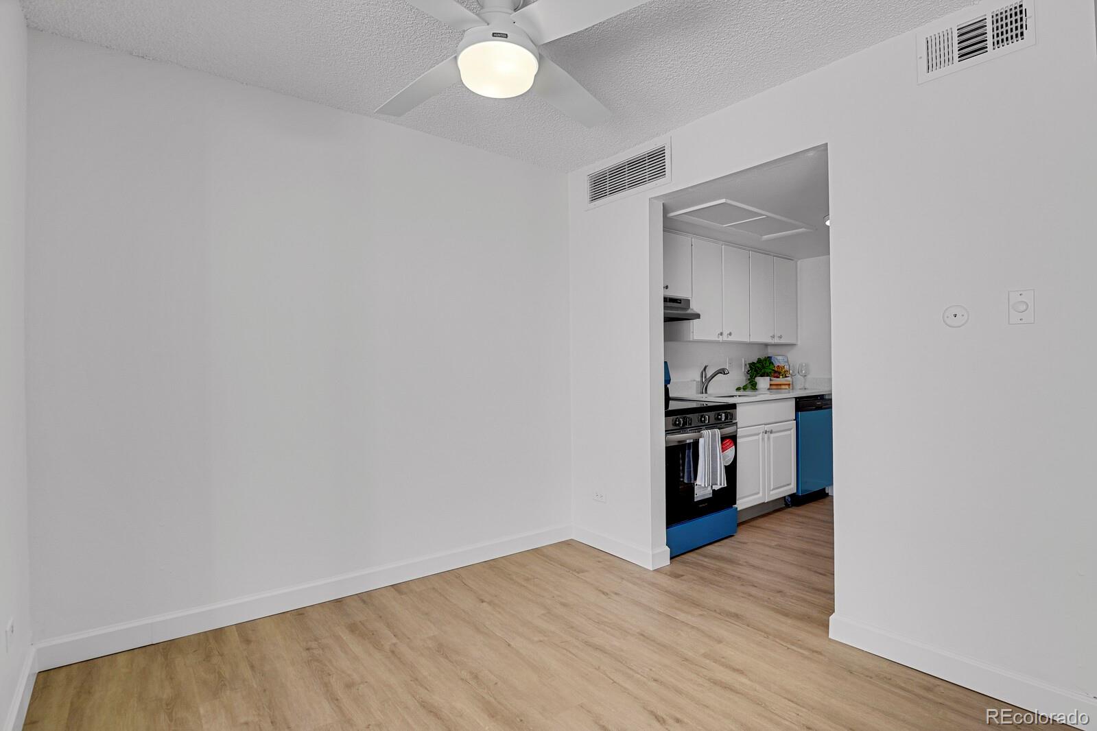 MLS Image #6 for 3369 s monaco street parkway,denver, Colorado