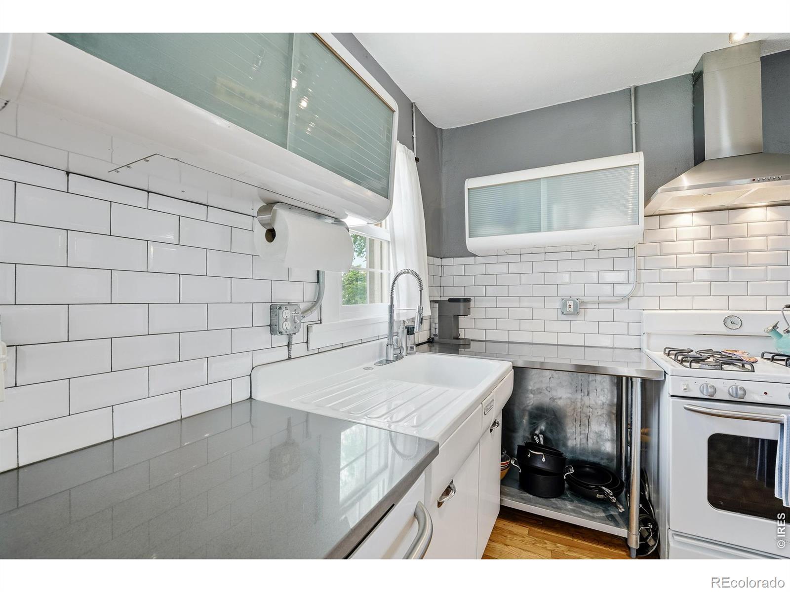 MLS Image #7 for 1866 s lincoln street,denver, Colorado