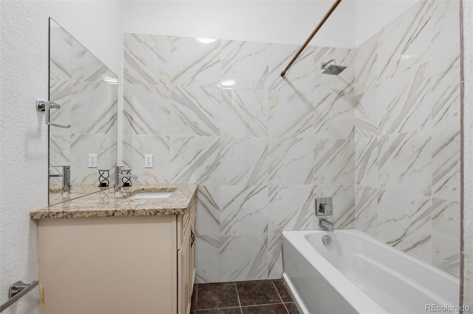 MLS Image #33 for 56600 e 30th avenue,strasburg, Colorado