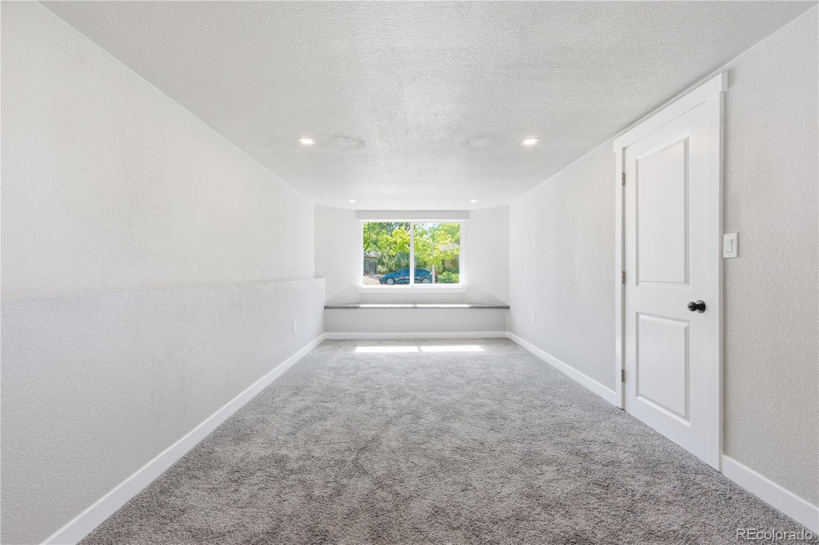MLS Image #14 for 950  laurel street,broomfield, Colorado