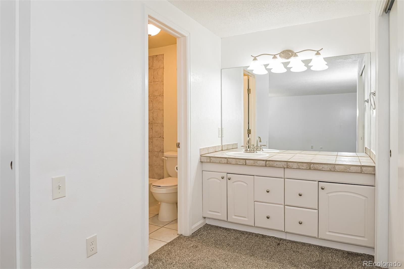 MLS Image #13 for 2721 s salida way,aurora, Colorado