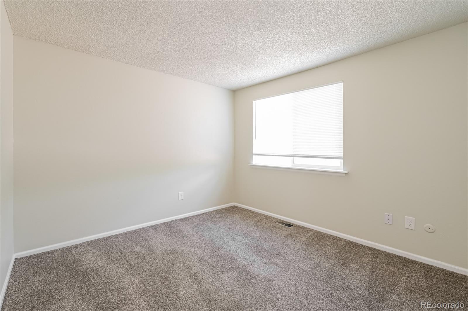 MLS Image #16 for 2721 s salida way,aurora, Colorado