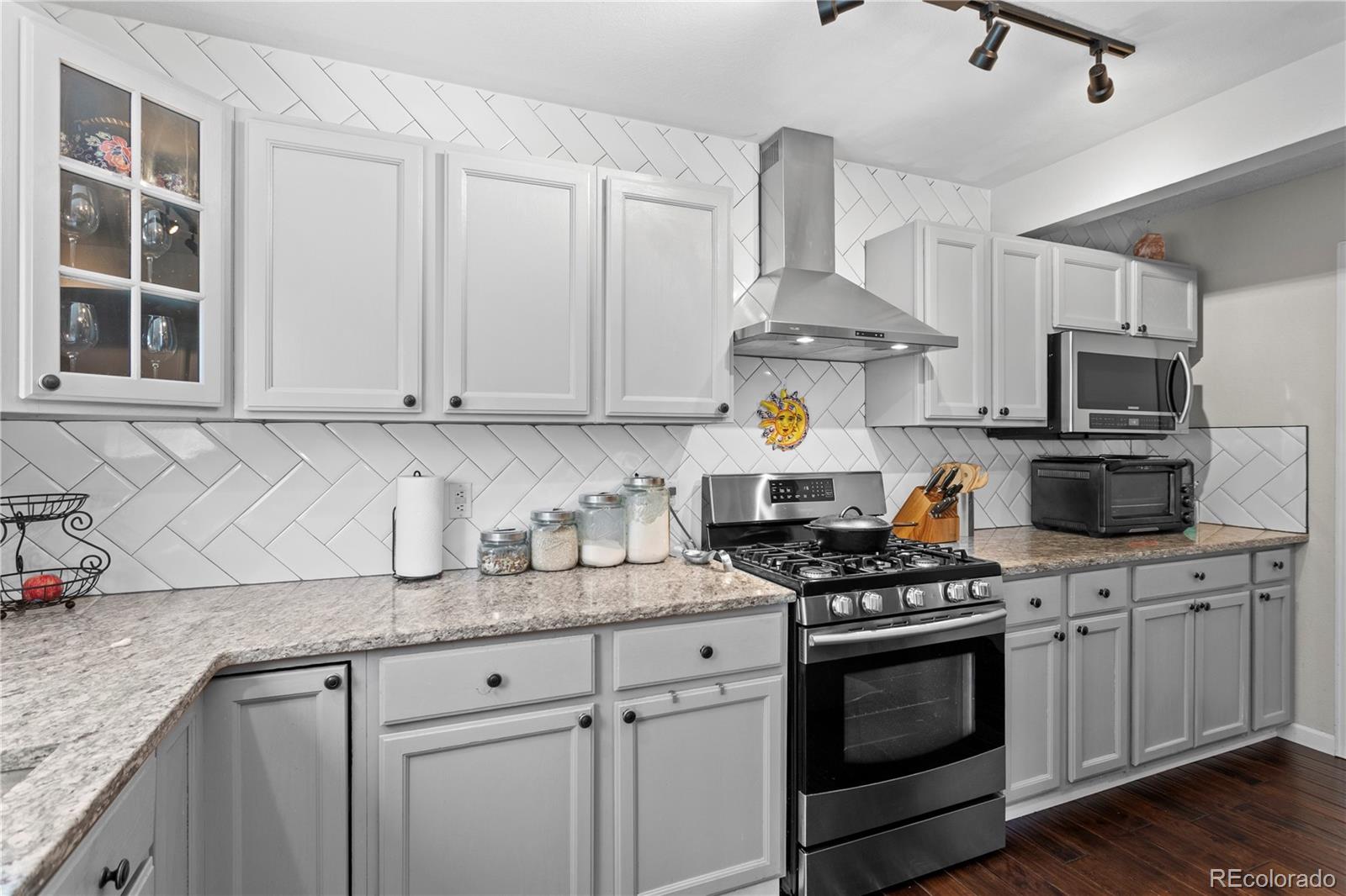 MLS Image #13 for 2212  hyacinth road,littleton, Colorado