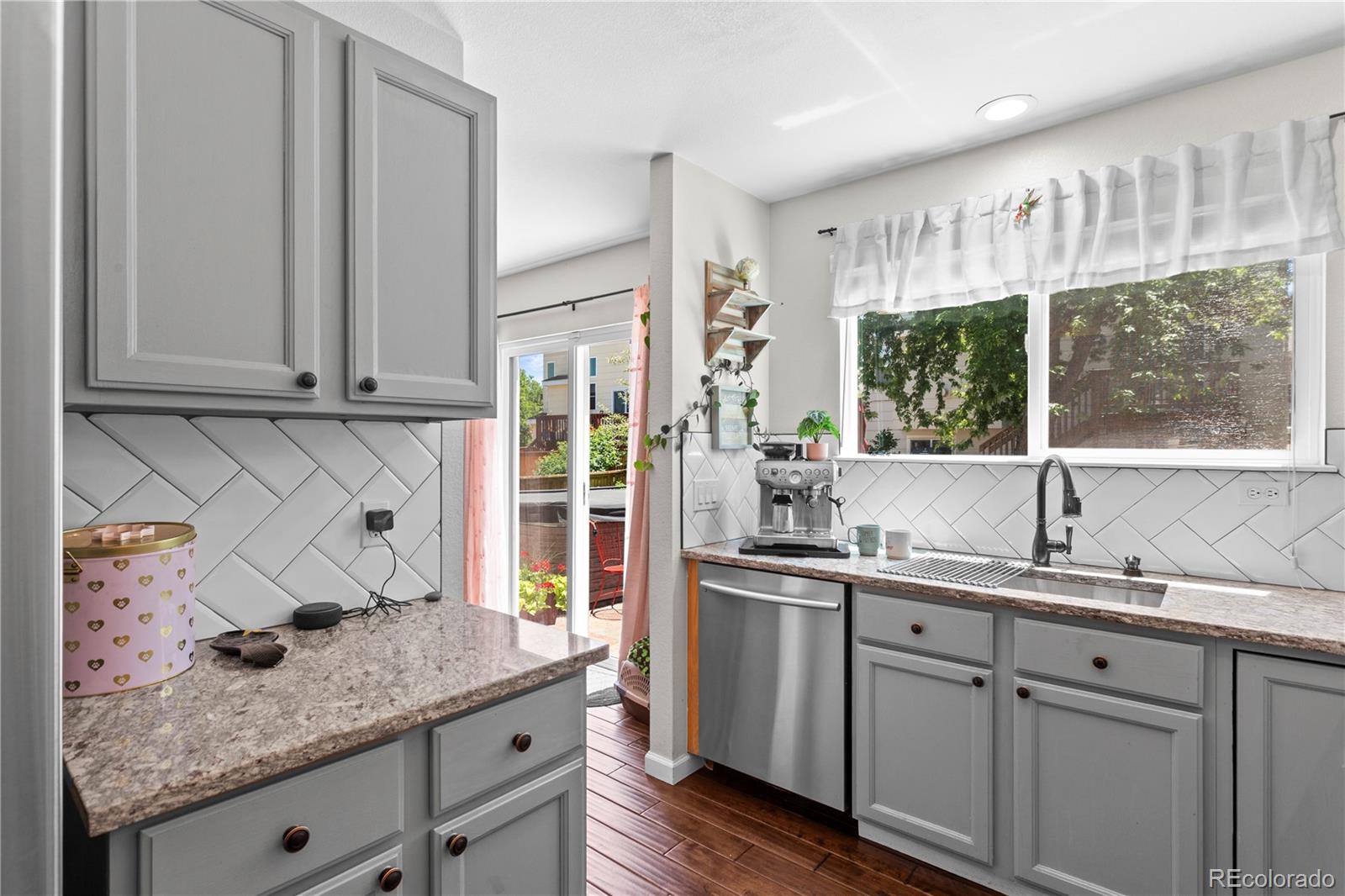 MLS Image #14 for 2212  hyacinth road,littleton, Colorado