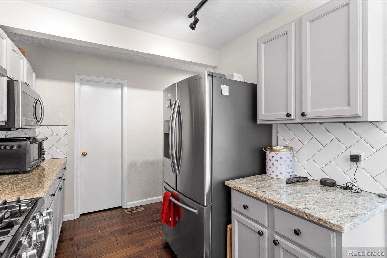 MLS Image #16 for 2212  hyacinth road,littleton, Colorado