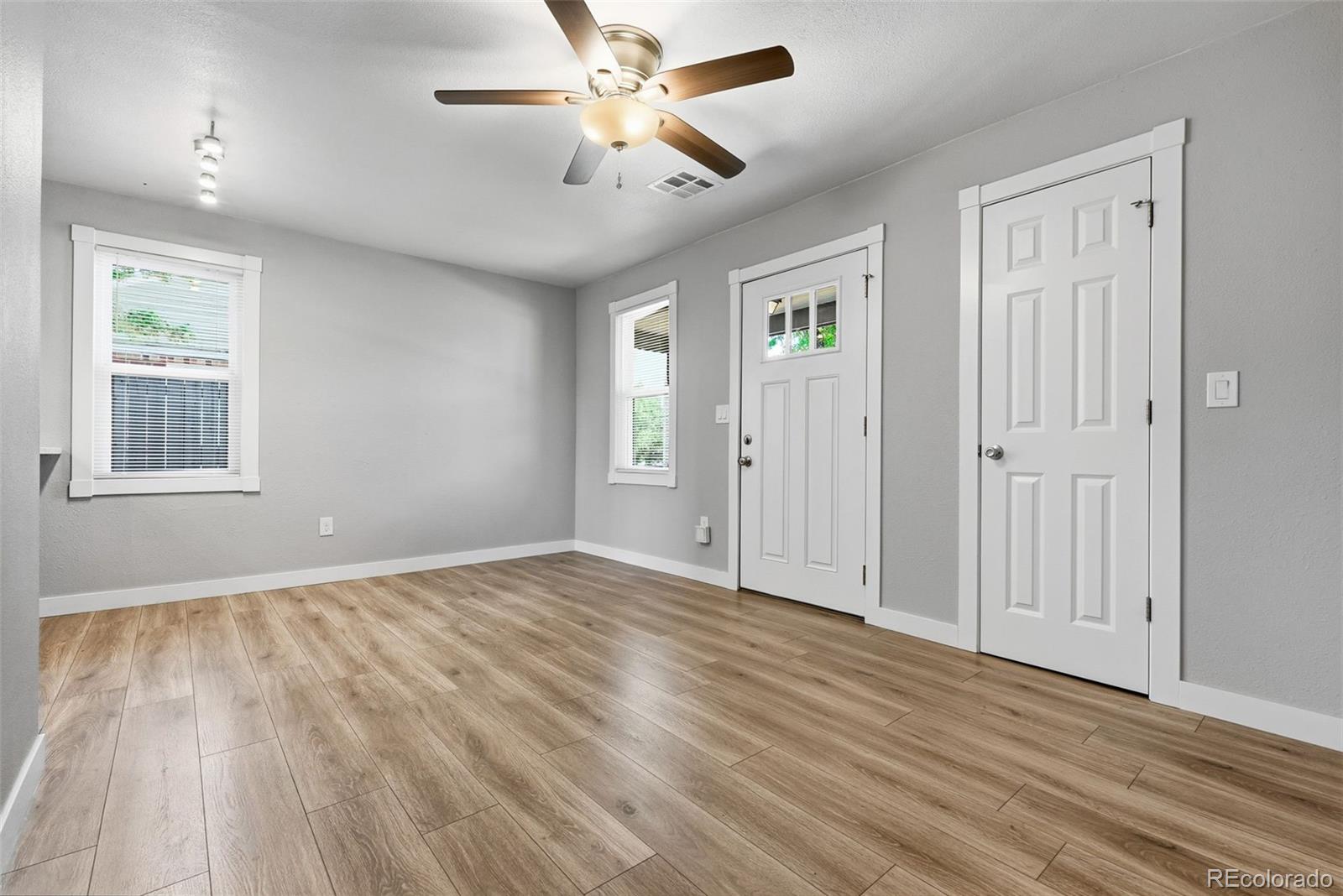 MLS Image #5 for 3710 n madison street,denver, Colorado