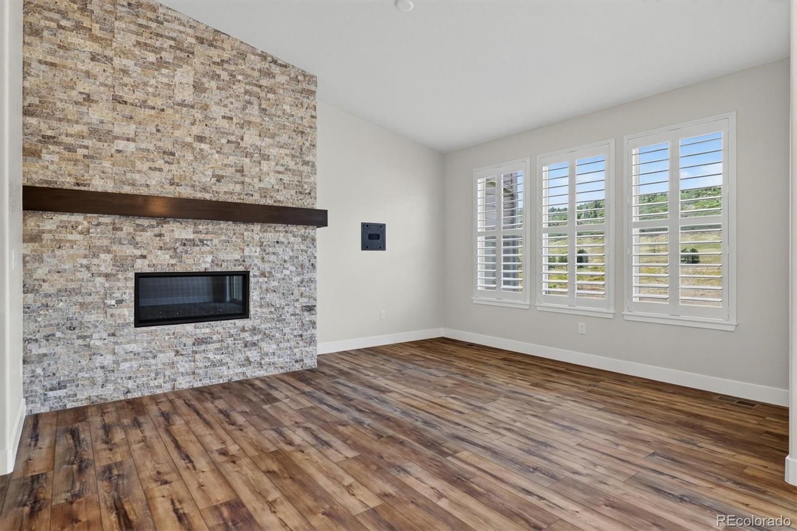 MLS Image #11 for 11841  canyon avenue,littleton, Colorado