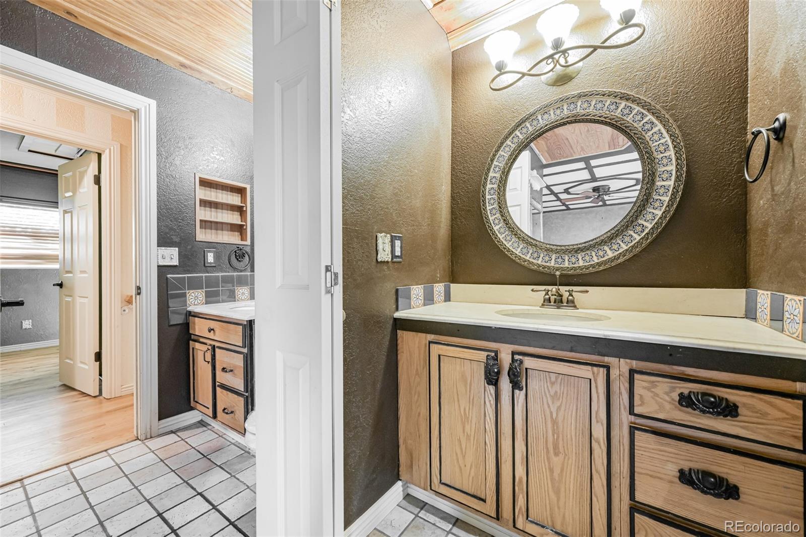 MLS Image #15 for 21041 e ida avenue,aurora, Colorado