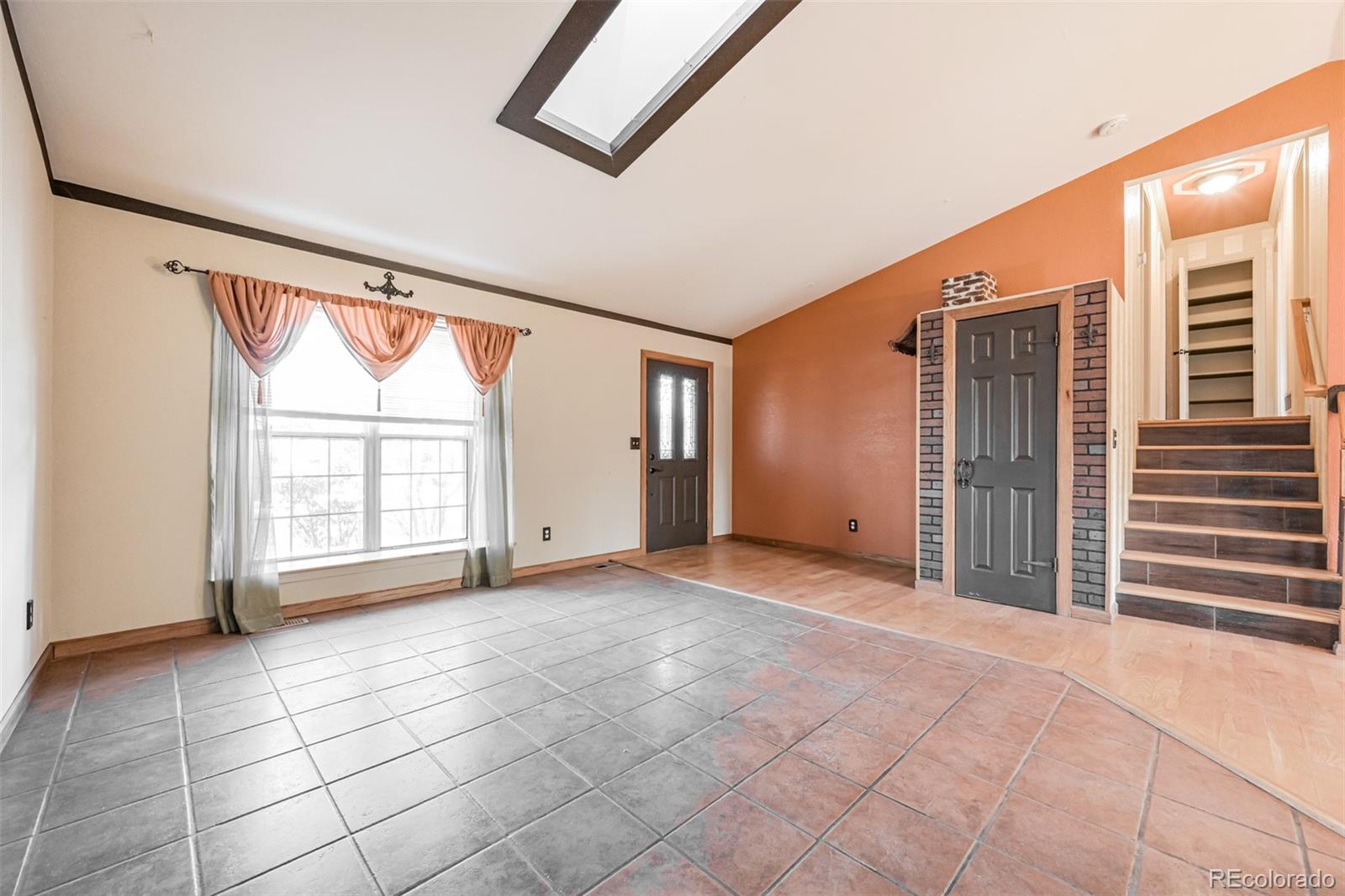 MLS Image #3 for 21041 e ida avenue,aurora, Colorado