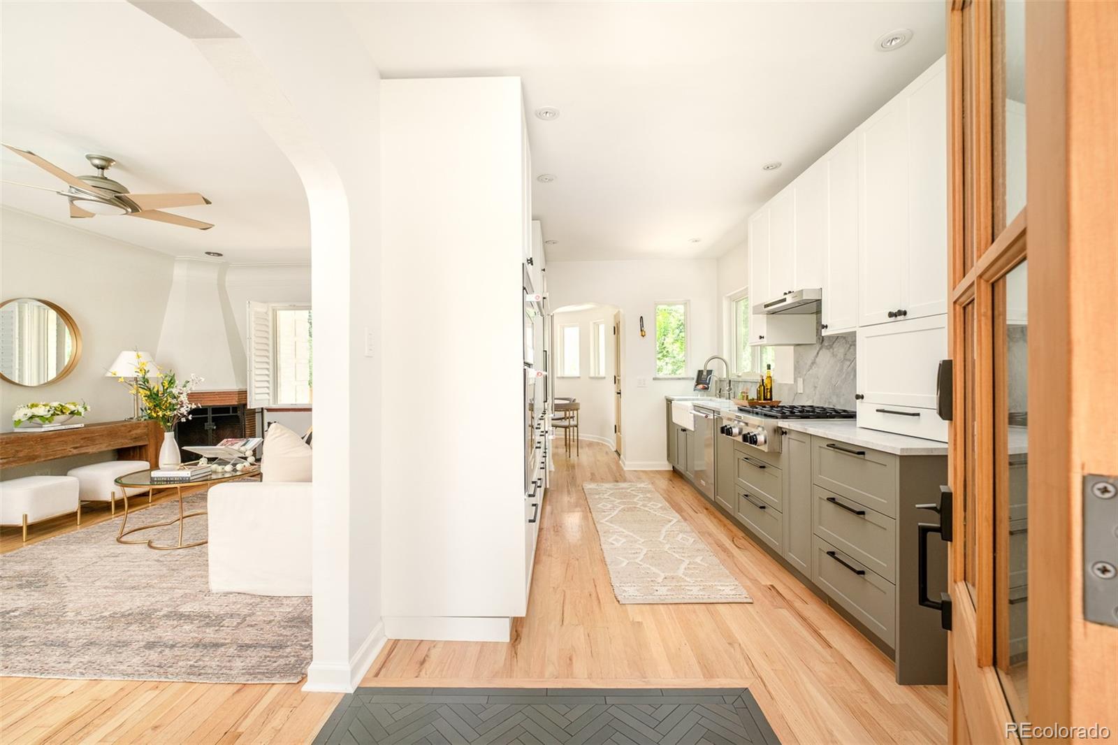 MLS Image #3 for 1101 s columbine street,denver, Colorado