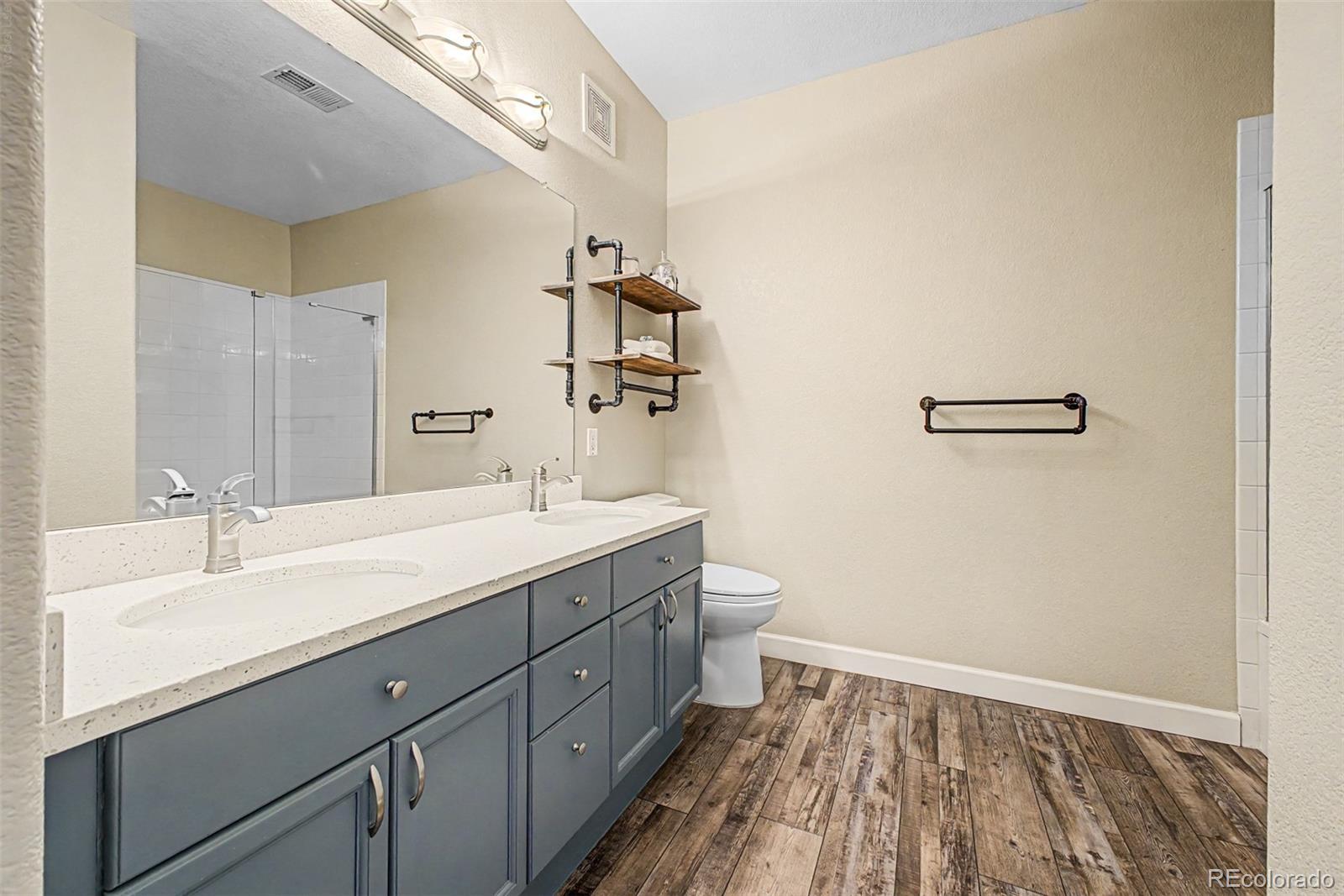 MLS Image #13 for 8496 s hoyt way 206,littleton, Colorado