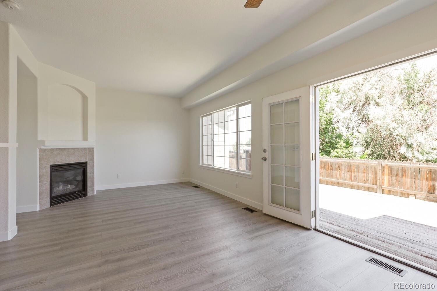 MLS Image #2 for 12343 e 2nd drive,aurora, Colorado