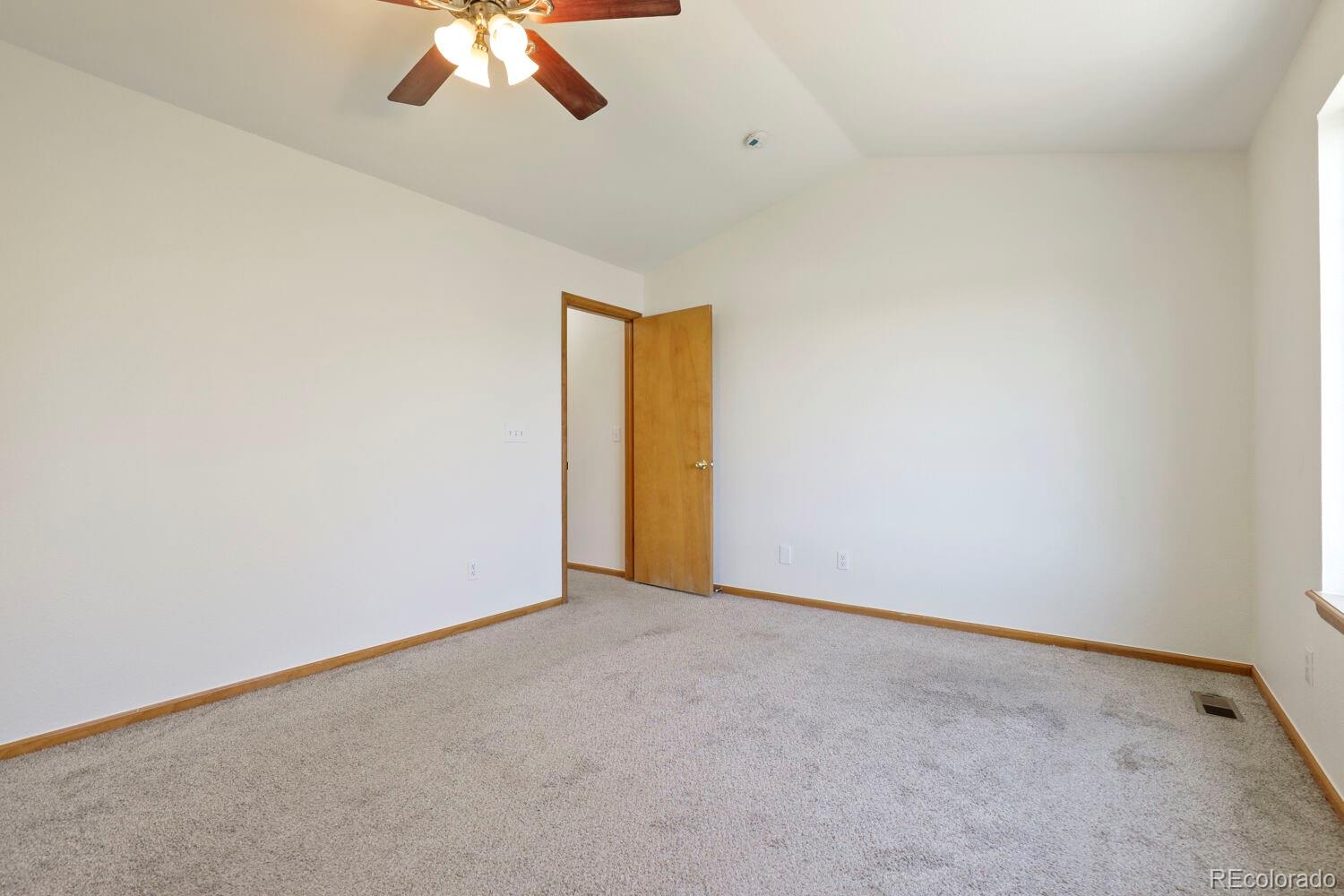 MLS Image #7 for 12343 e 2nd drive,aurora, Colorado