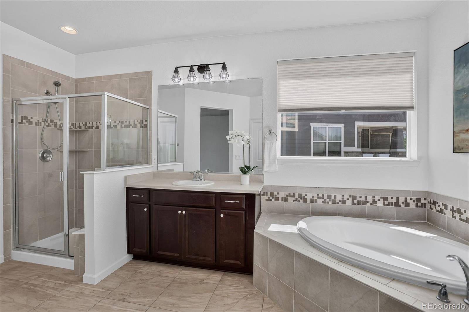 MLS Image #13 for 23579 e swallow circle,aurora, Colorado