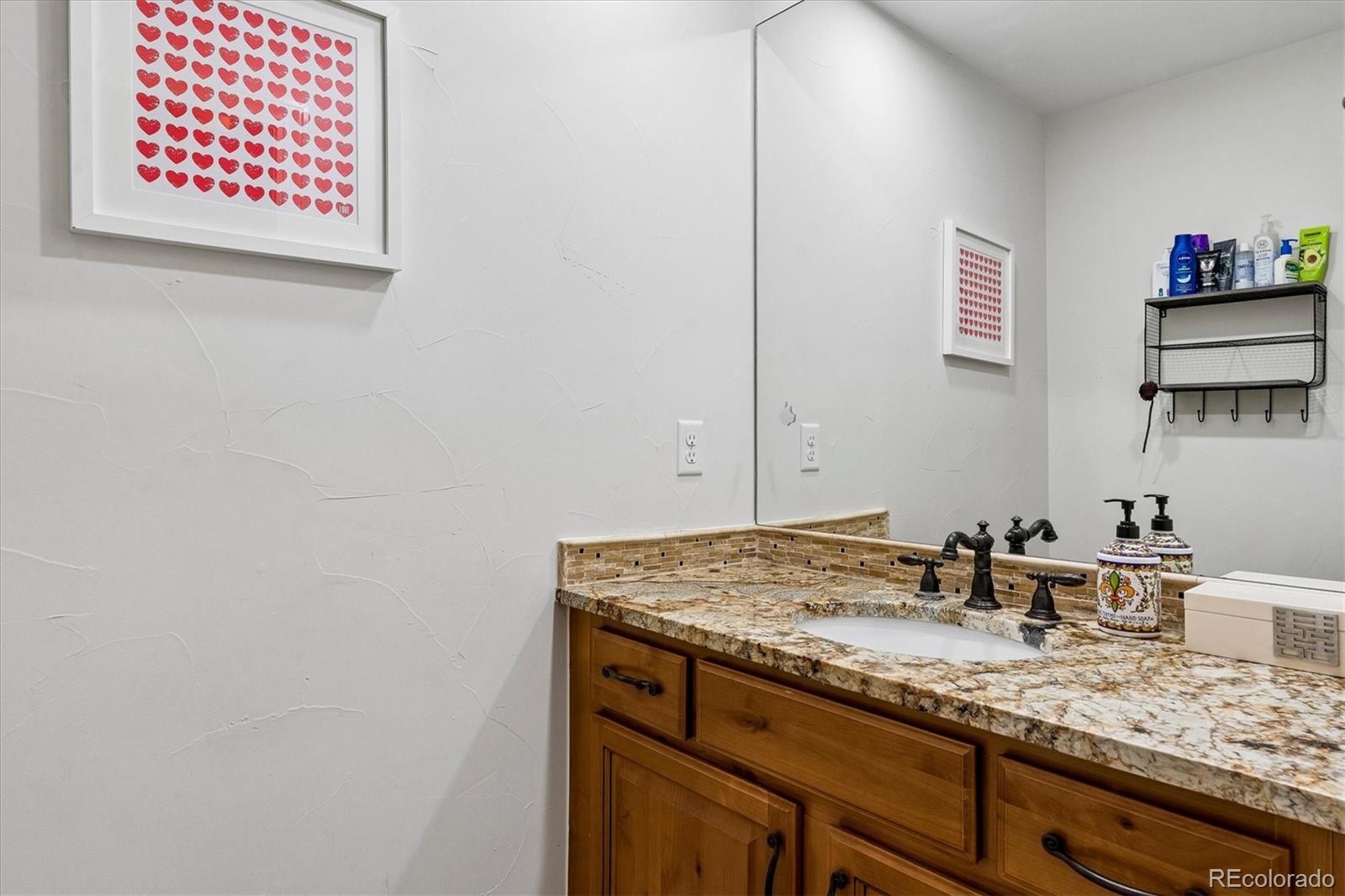 MLS Image #24 for 5518 s foresthill street,littleton, Colorado