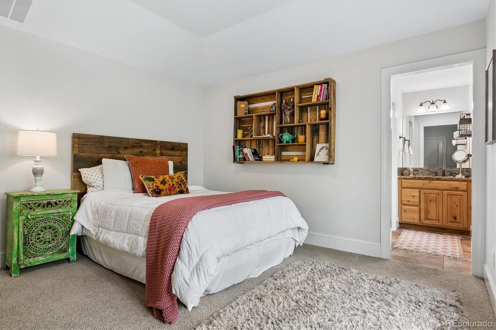 MLS Image #33 for 5518 s foresthill street,littleton, Colorado