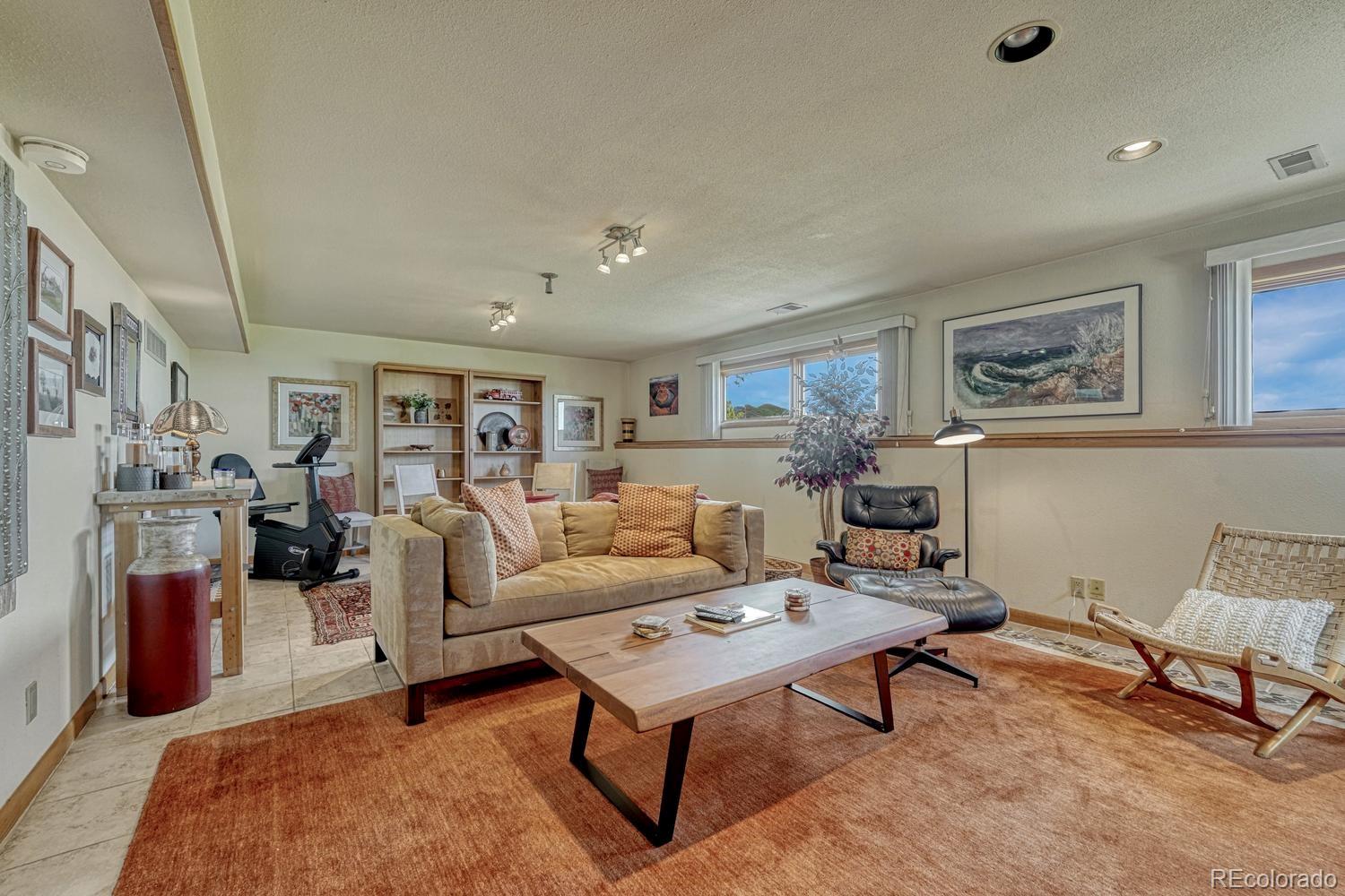 MLS Image #41 for 6738  condor run,littleton, Colorado