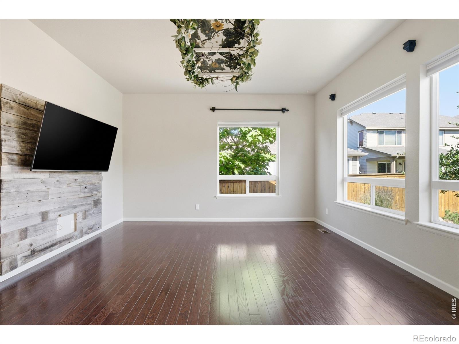 MLS Image #4 for 882  jenny lane,berthoud, Colorado