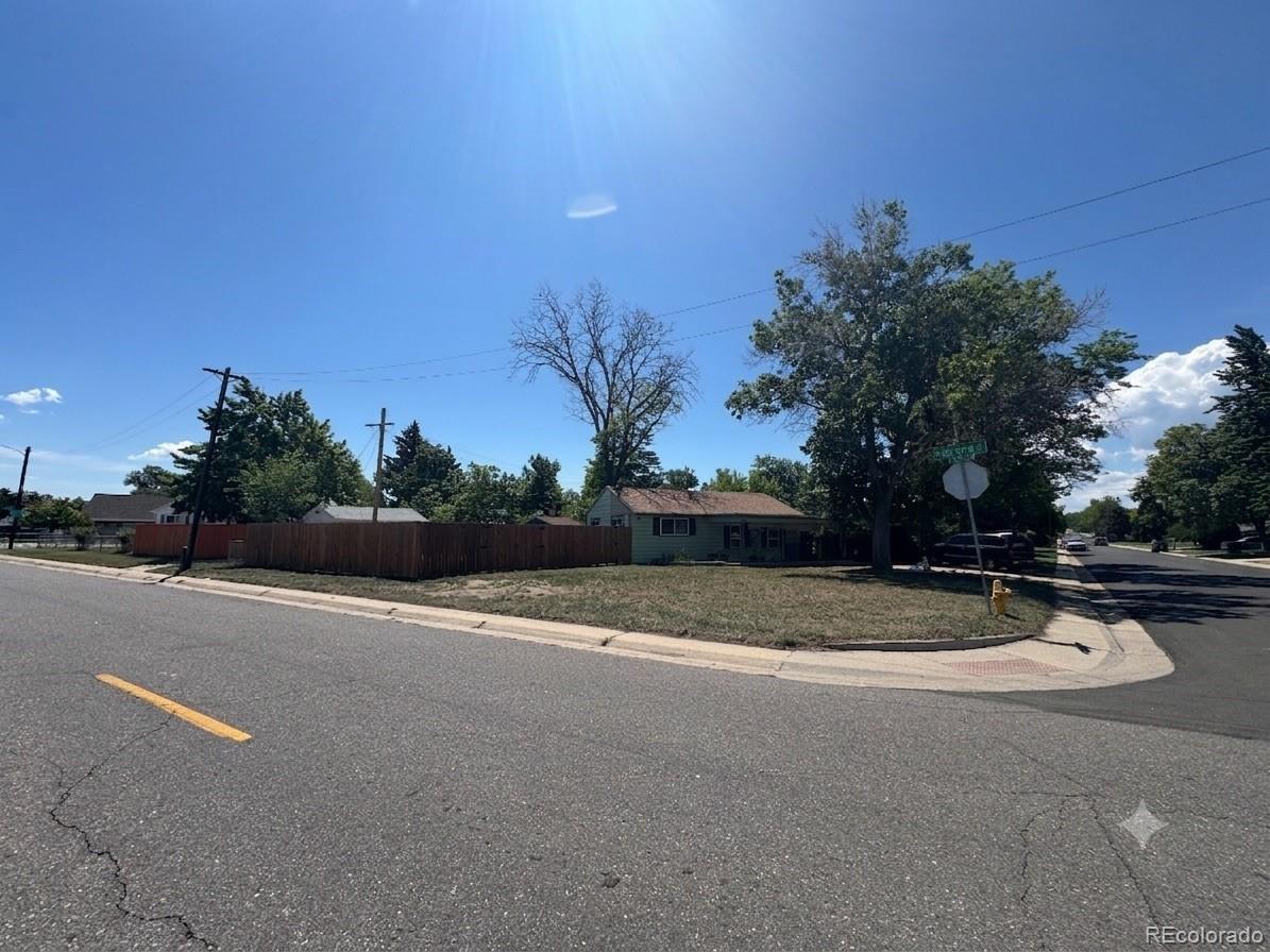 MLS Image #24 for 2500 s hooker street,denver, Colorado
