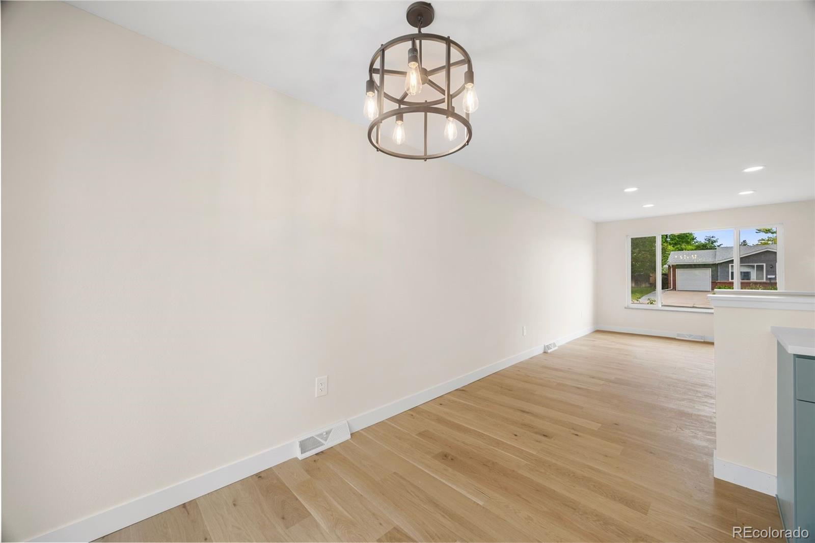 MLS Image #11 for 6710 s clermont street,littleton, Colorado