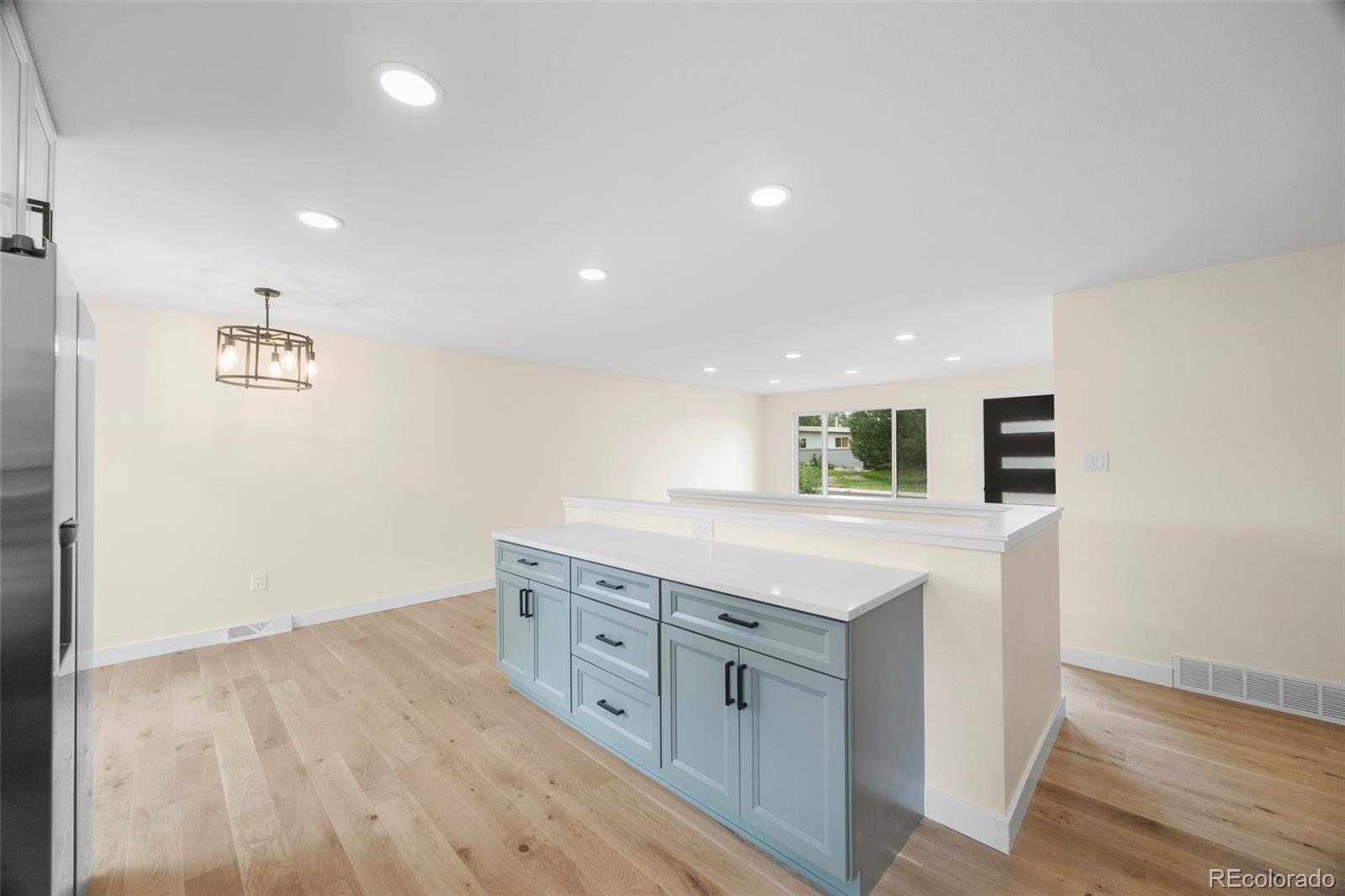 MLS Image #14 for 6710 s clermont street,littleton, Colorado