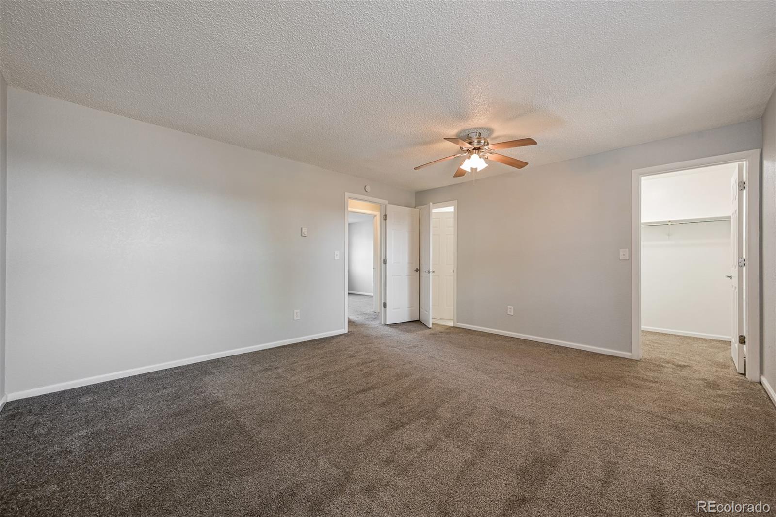 MLS Image #2 for 1115 s truckee way,aurora, Colorado