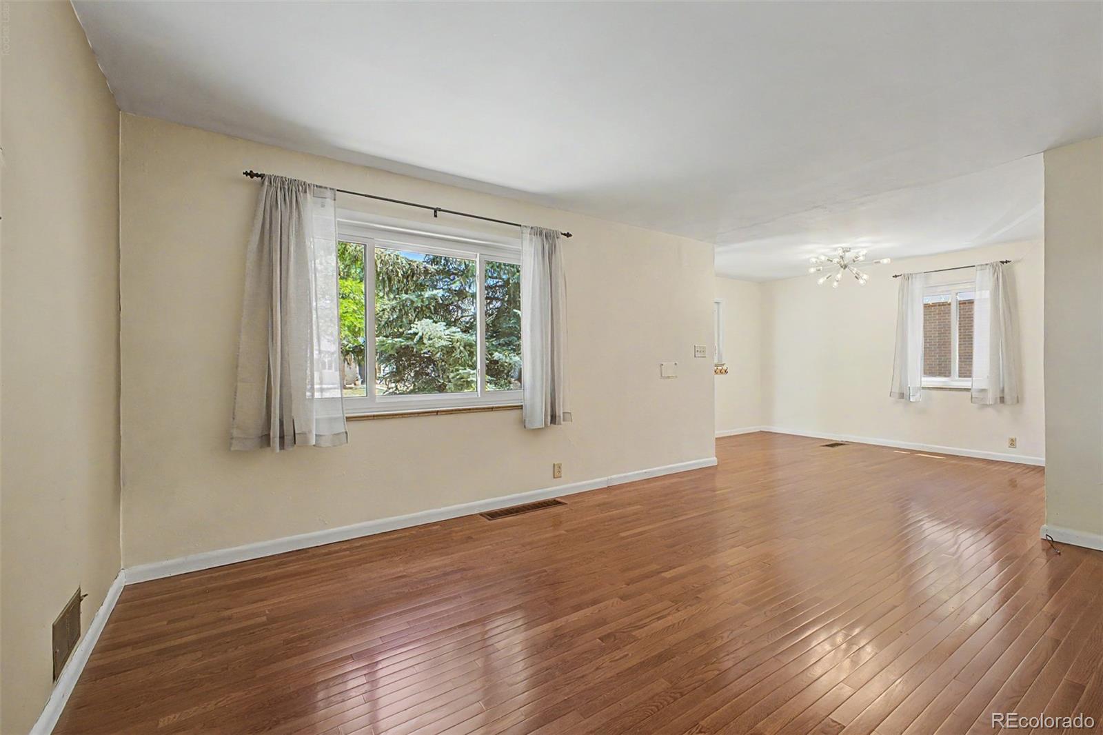 MLS Image #5 for 3429 s fairfax street,denver, Colorado
