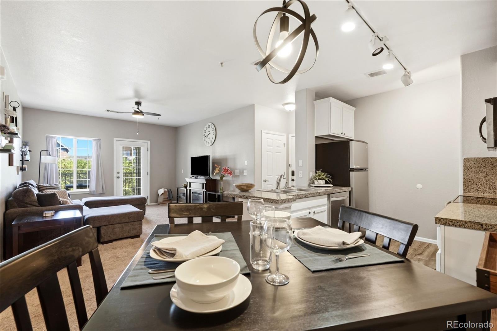 MLS Image #5 for 2705 s danube way,aurora, Colorado