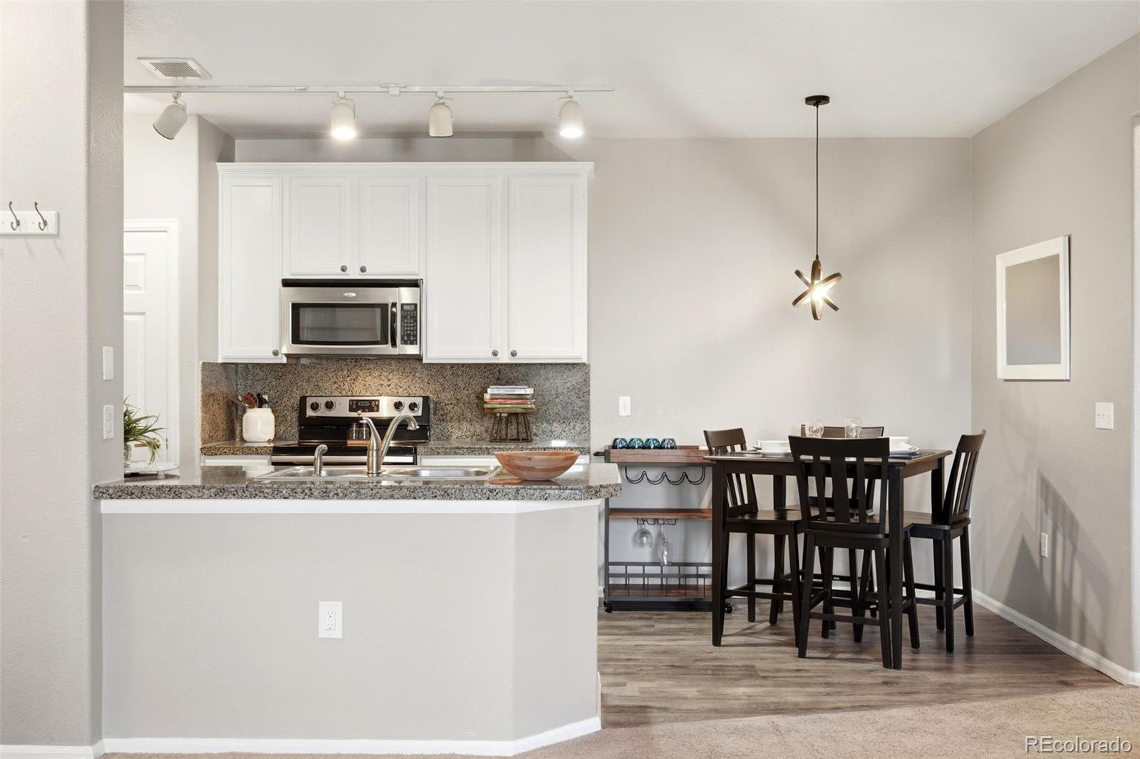 MLS Image #7 for 2705 s danube way,aurora, Colorado