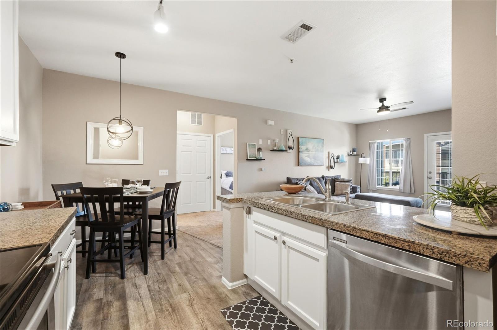 MLS Image #8 for 2705 s danube way,aurora, Colorado