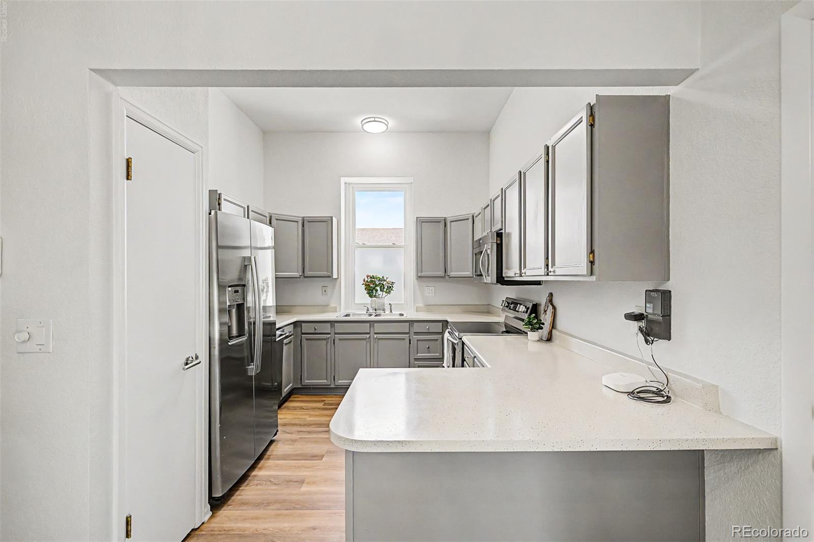 MLS Image #11 for 21584 e powers place,aurora, Colorado