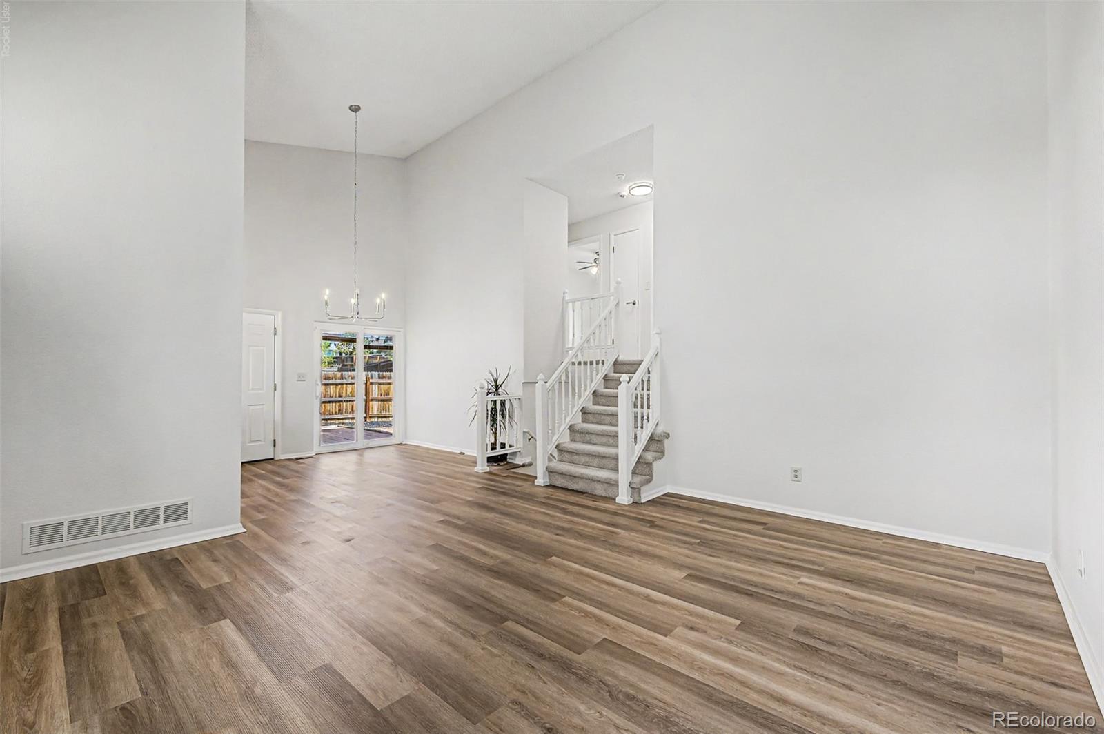 MLS Image #4 for 21584 e powers place,aurora, Colorado