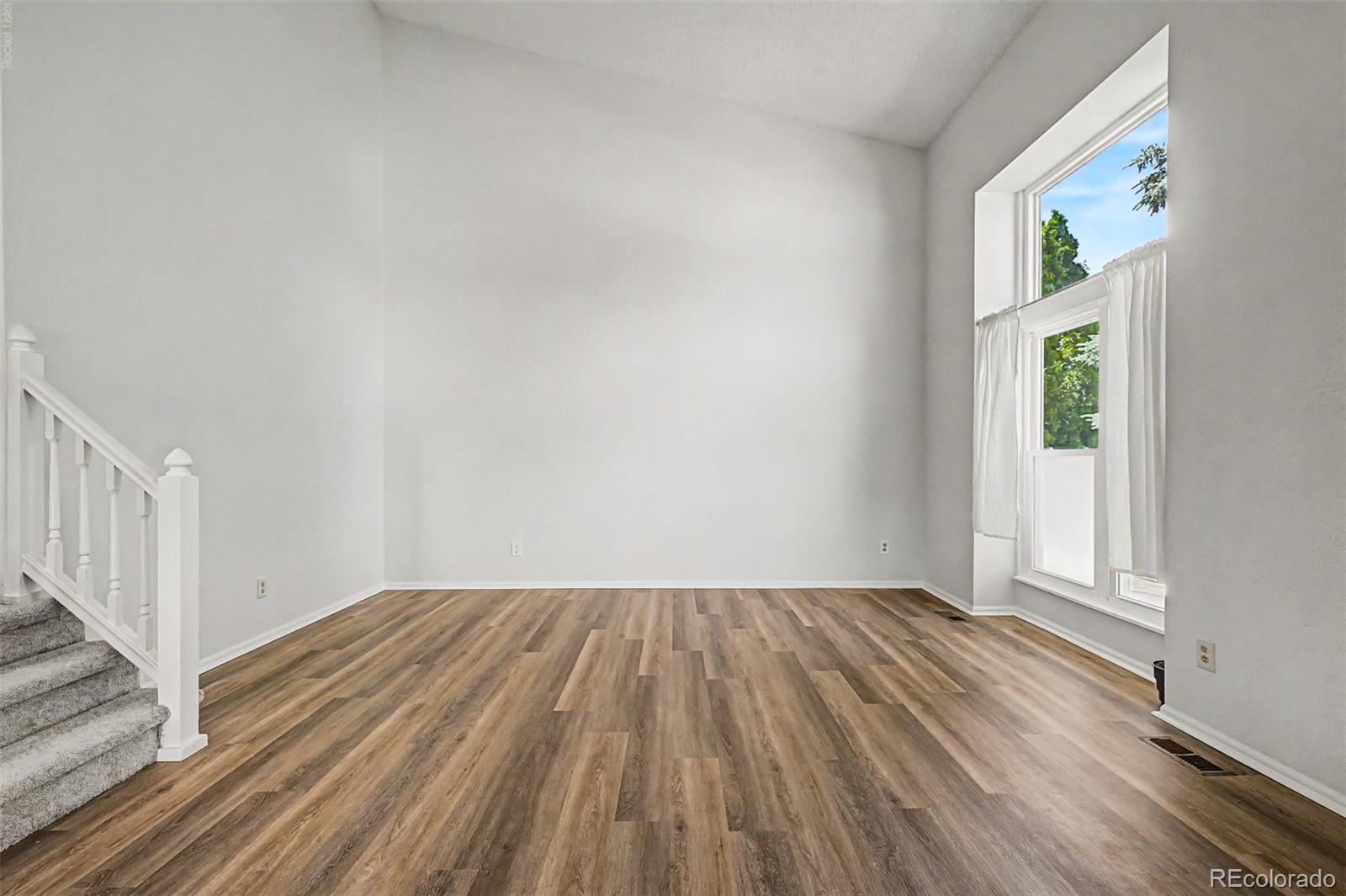 MLS Image #5 for 21584 e powers place,aurora, Colorado