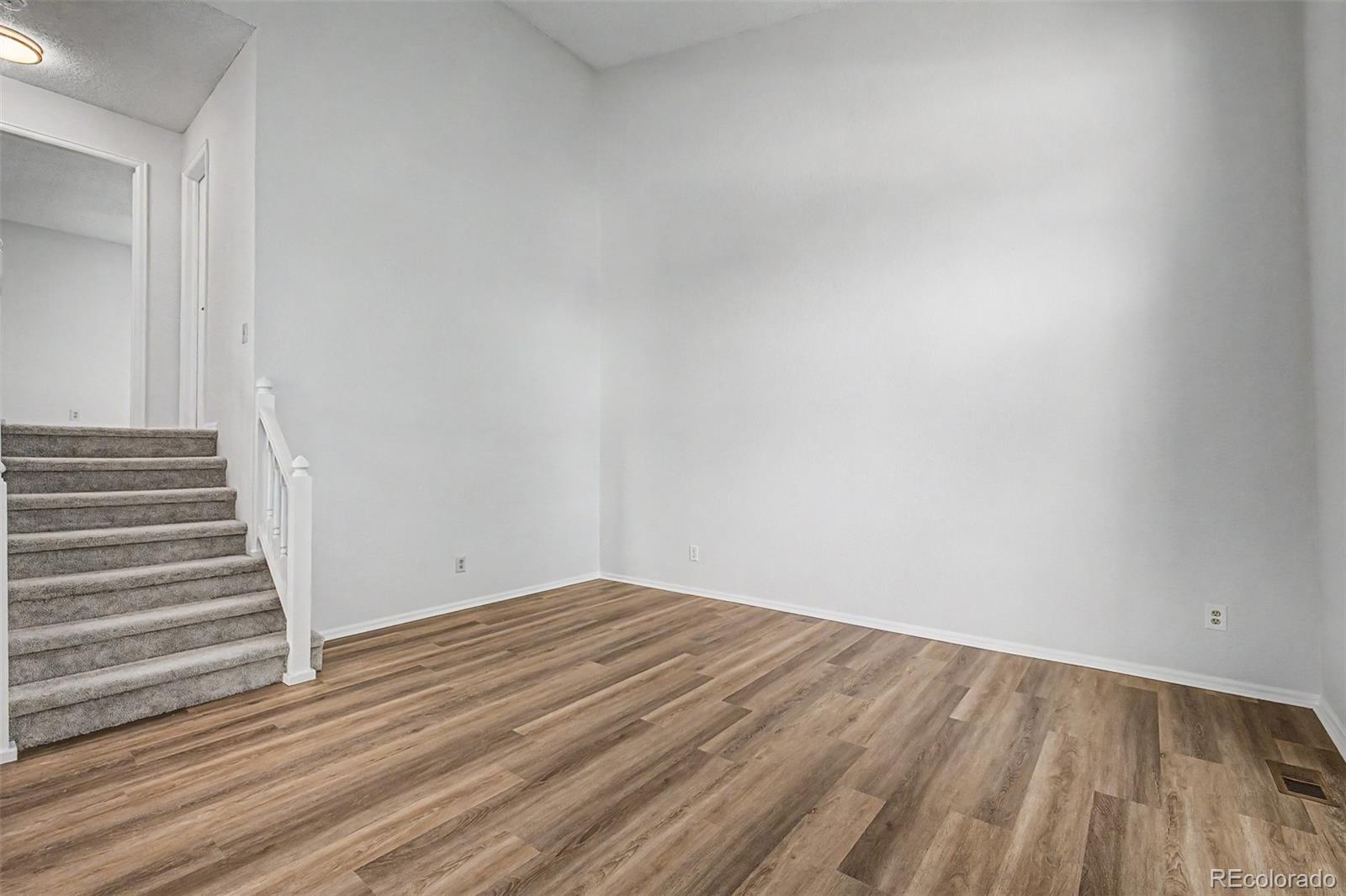 MLS Image #6 for 21584 e powers place,aurora, Colorado
