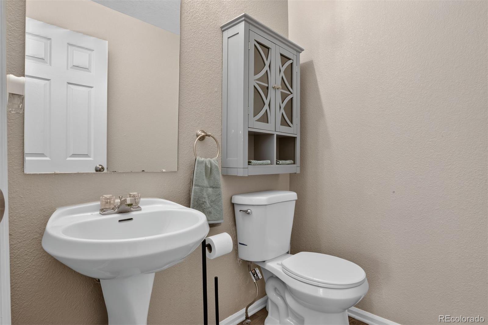 MLS Image #11 for 1114  cardinal circle,brighton, Colorado