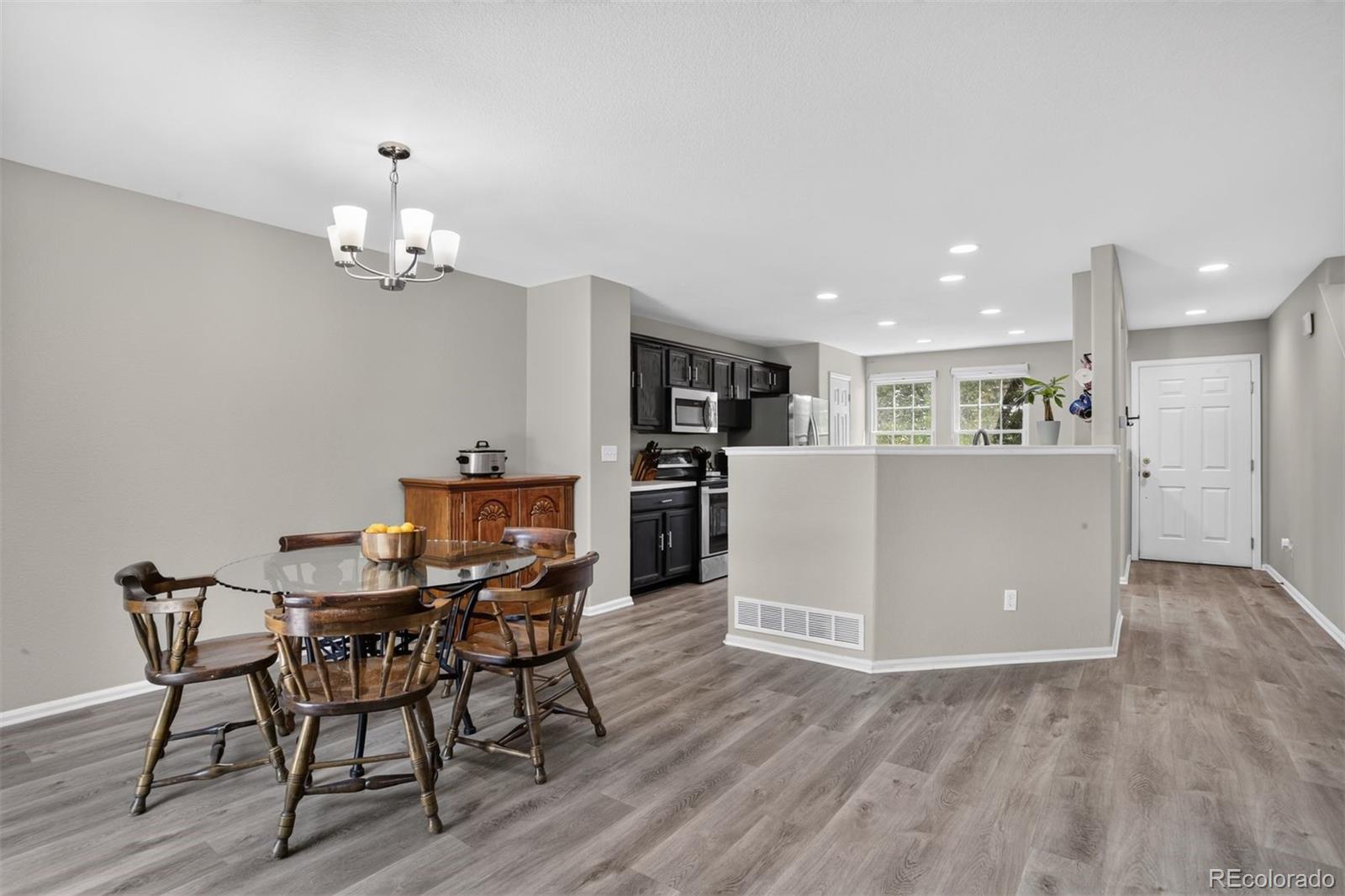 MLS Image #5 for 1114  cardinal circle,brighton, Colorado