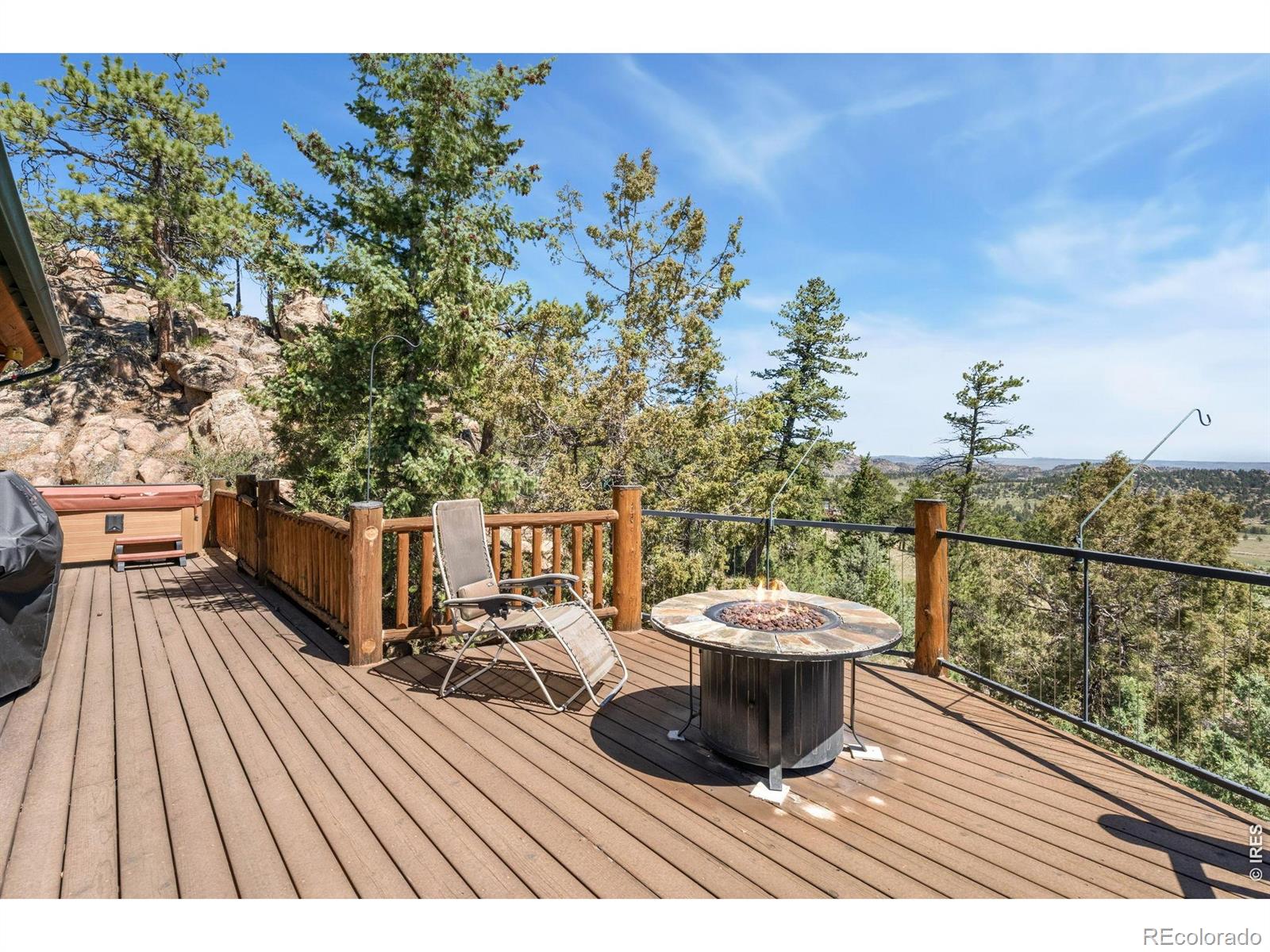 MLS Image #11 for 298  mount massive drive,livermore, Colorado