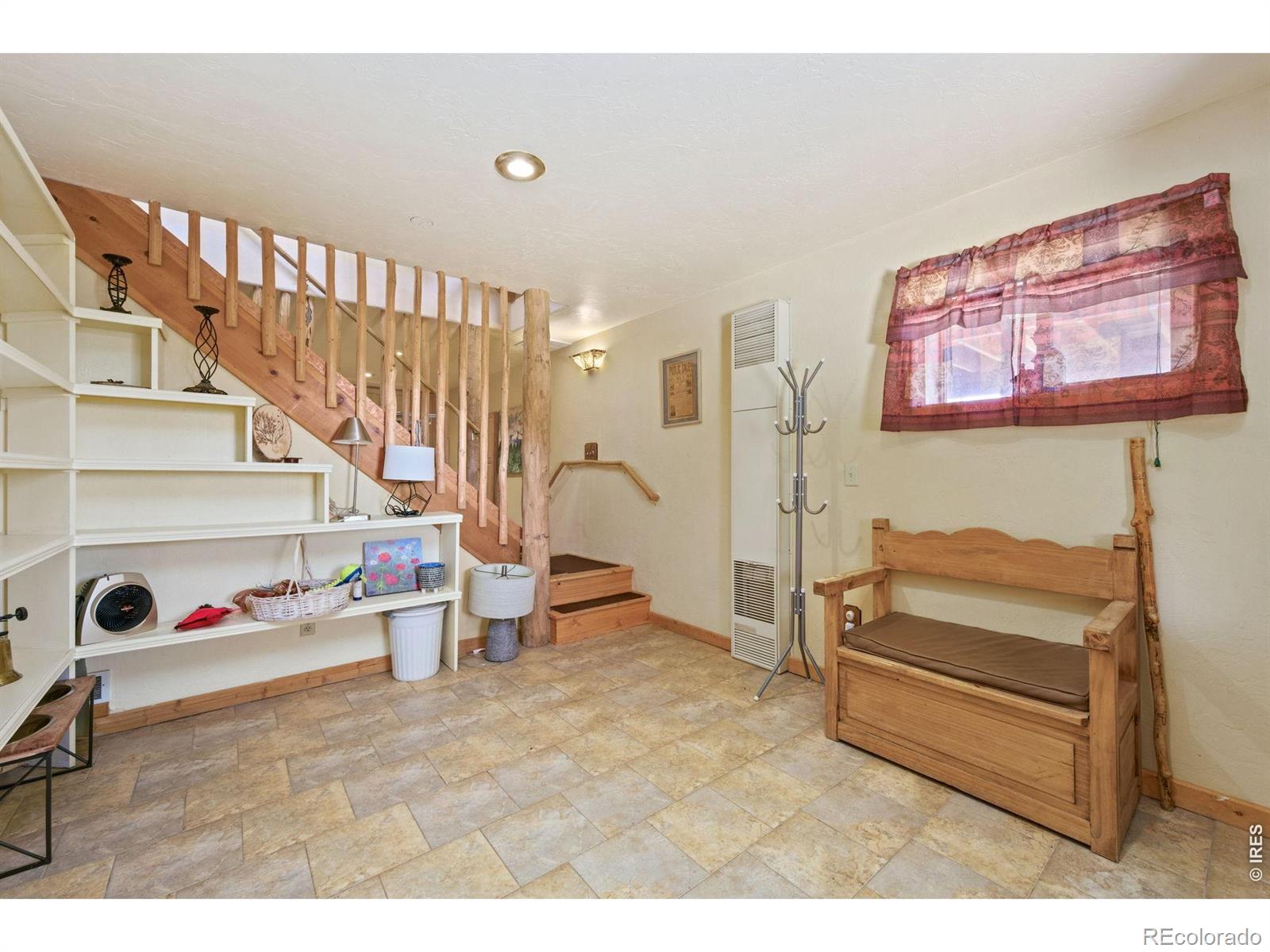 MLS Image #24 for 298  mount massive drive,livermore, Colorado
