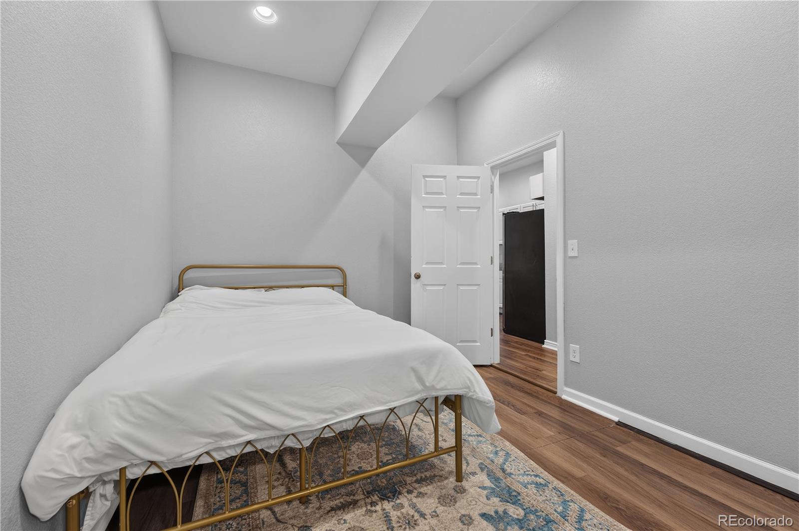 MLS Image #17 for 3817 n franklin street ,denver, Colorado