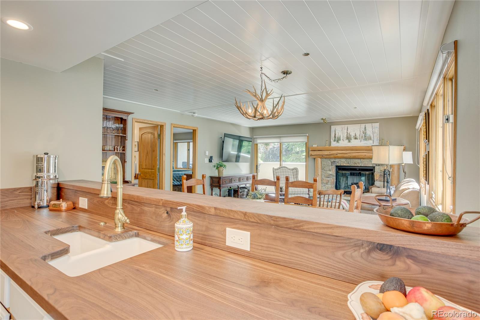 MLS Image #15 for 1206  village road,avon, Colorado