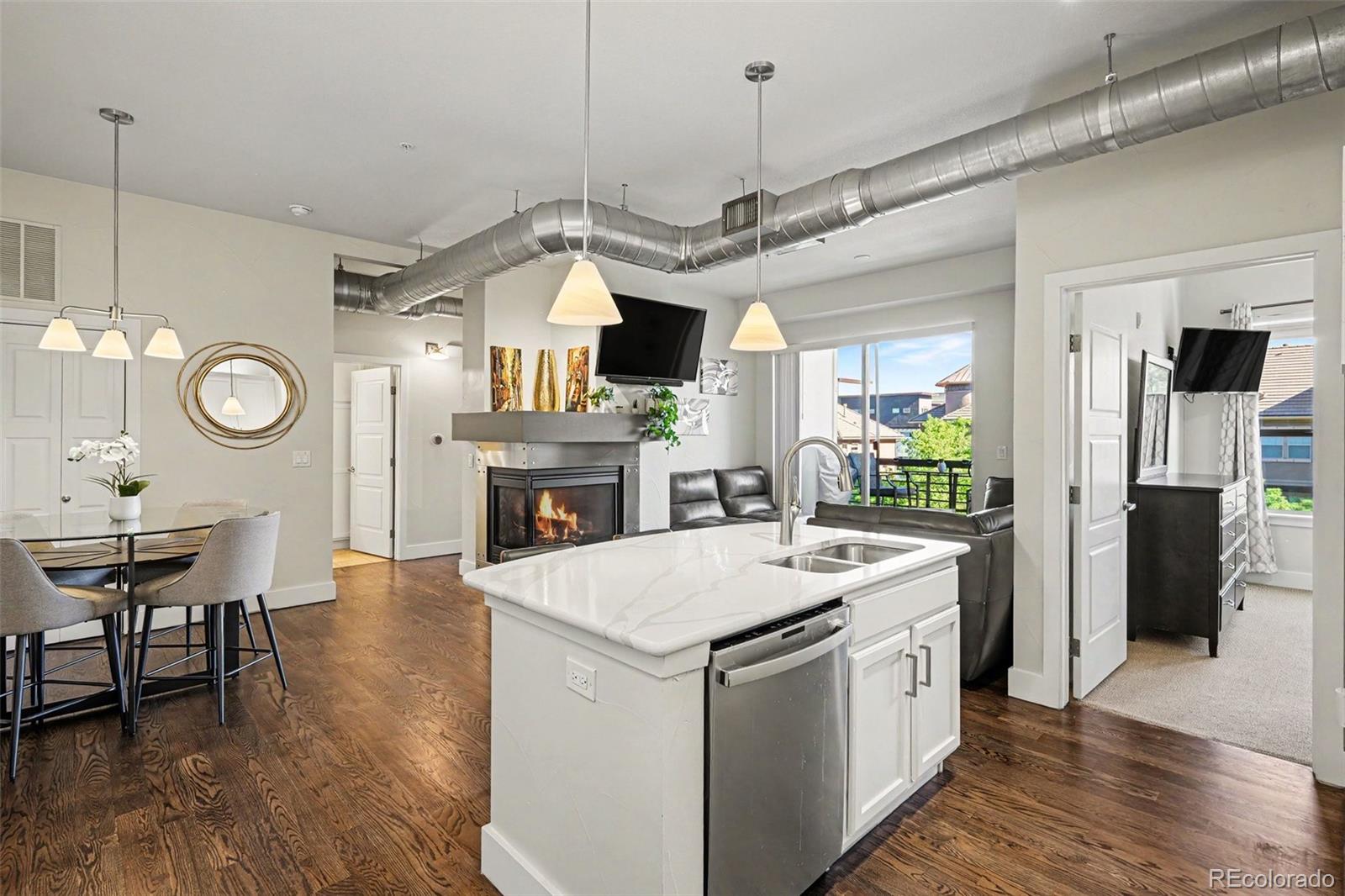 MLS Image #4 for 10111  inverness main street,englewood, Colorado
