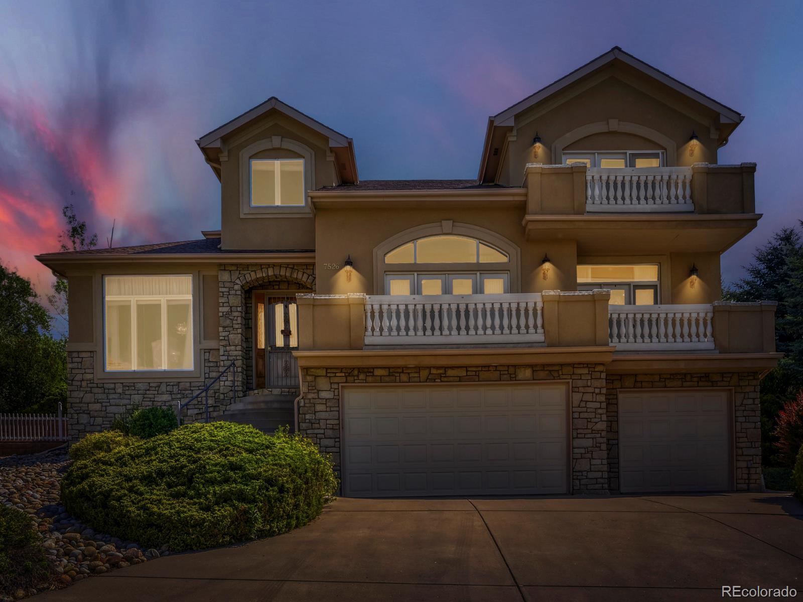 MLS Image #2 for 7526  routt lane,arvada, Colorado