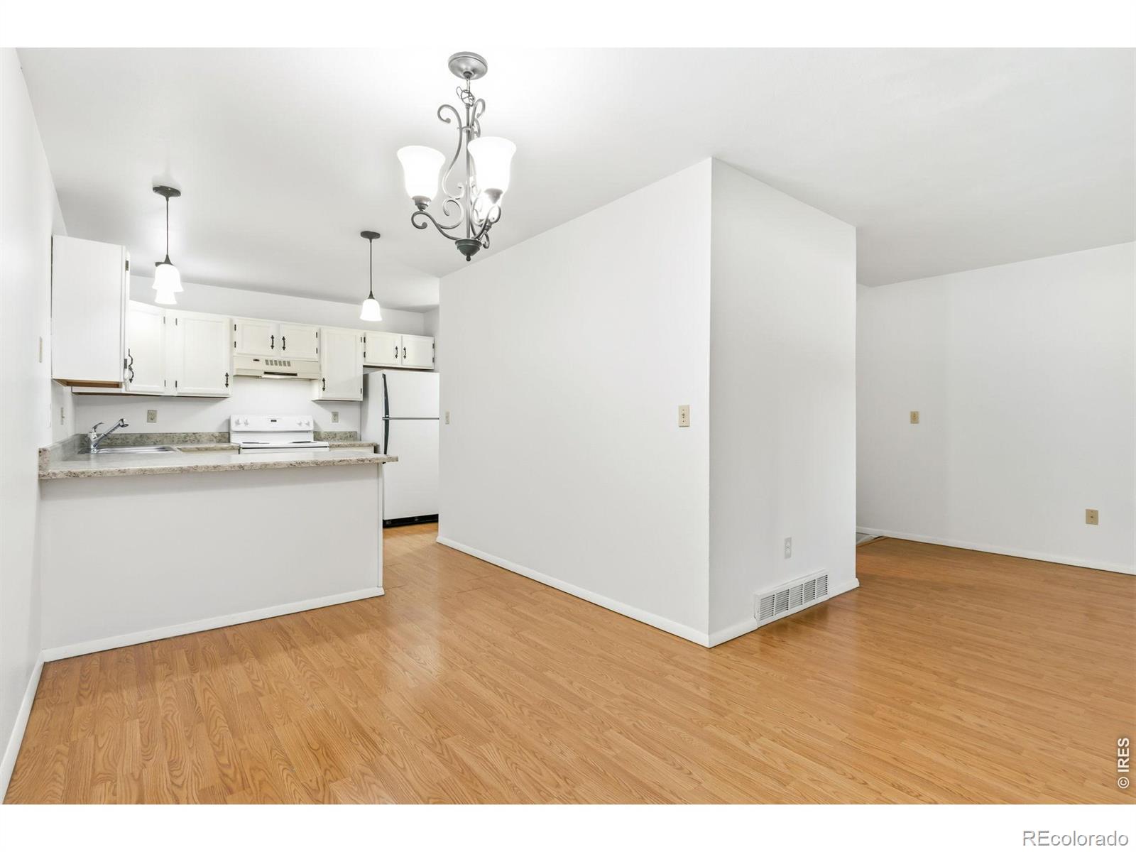 MLS Image #13 for 3440  windmill drive,fort collins, Colorado