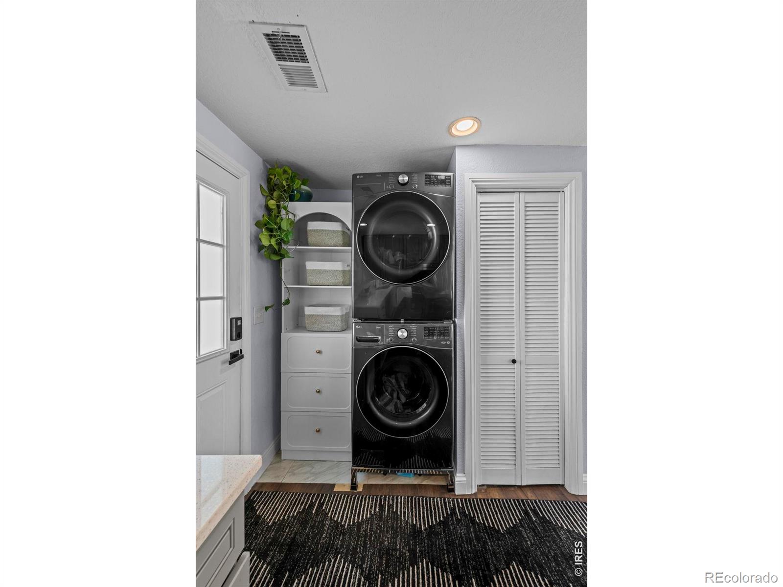 MLS Image #18 for 3051  grape street,denver, Colorado
