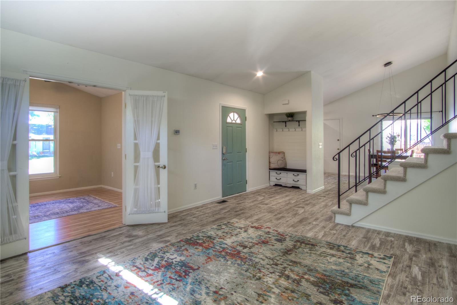 MLS Image #3 for 8707 w glasgow place,littleton, Colorado