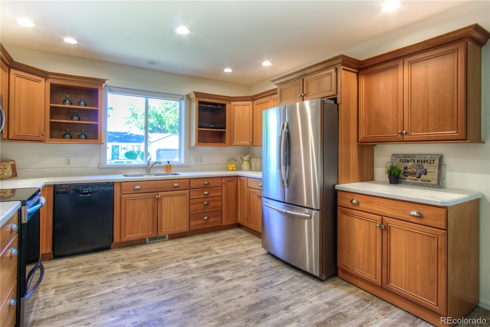 MLS Image #8 for 8707 w glasgow place,littleton, Colorado