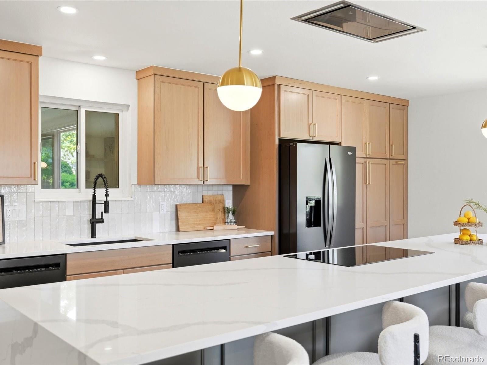 MLS Image #7 for 7209  secrest court,arvada, Colorado