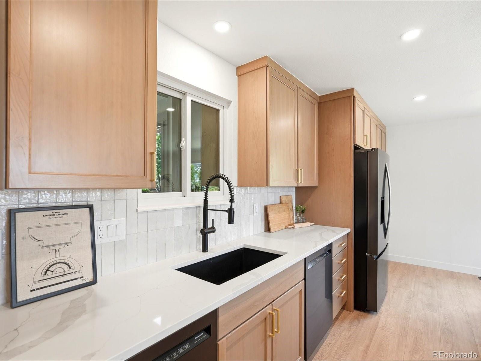 MLS Image #8 for 7209  secrest court,arvada, Colorado